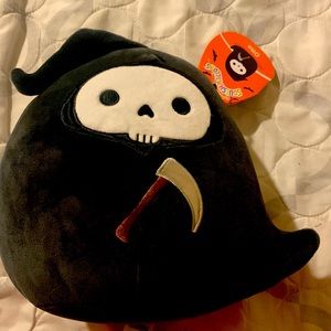 Halloween limited squishmallow otto eight inch